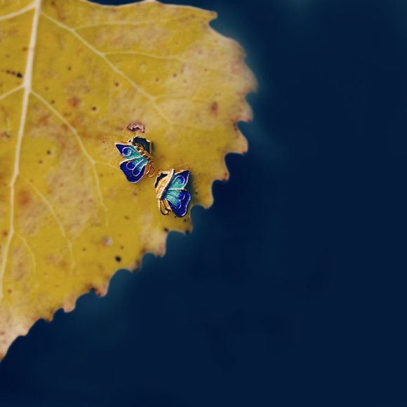 Enamel Sterlling Silver butterfly Earrings Studs - Picture 4 of 4